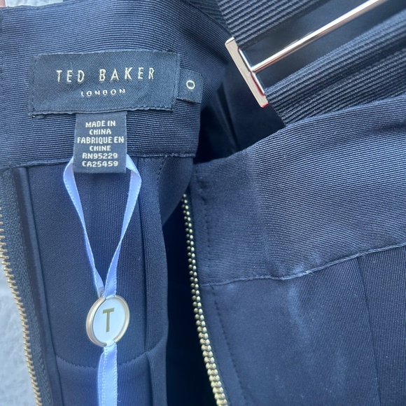 Ted Baker London Akva Kensington Floral Body-Con Cocktail Dress Size 0 - Picture 9 of 13